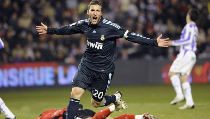 FBSports-“法甲高潮迭起：豪门交锋场面火爆”，法甲豪门宣布全队停薪