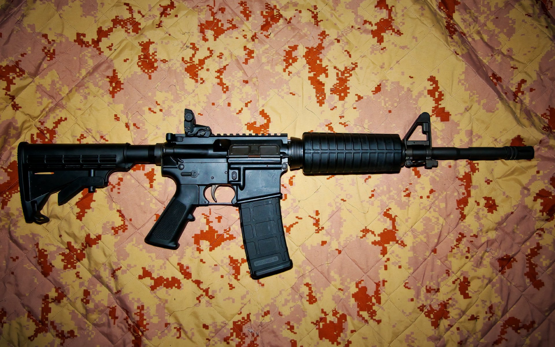 fb体育全站-意外拳击裁判被指误判引风波,拳击误伤裁判视频