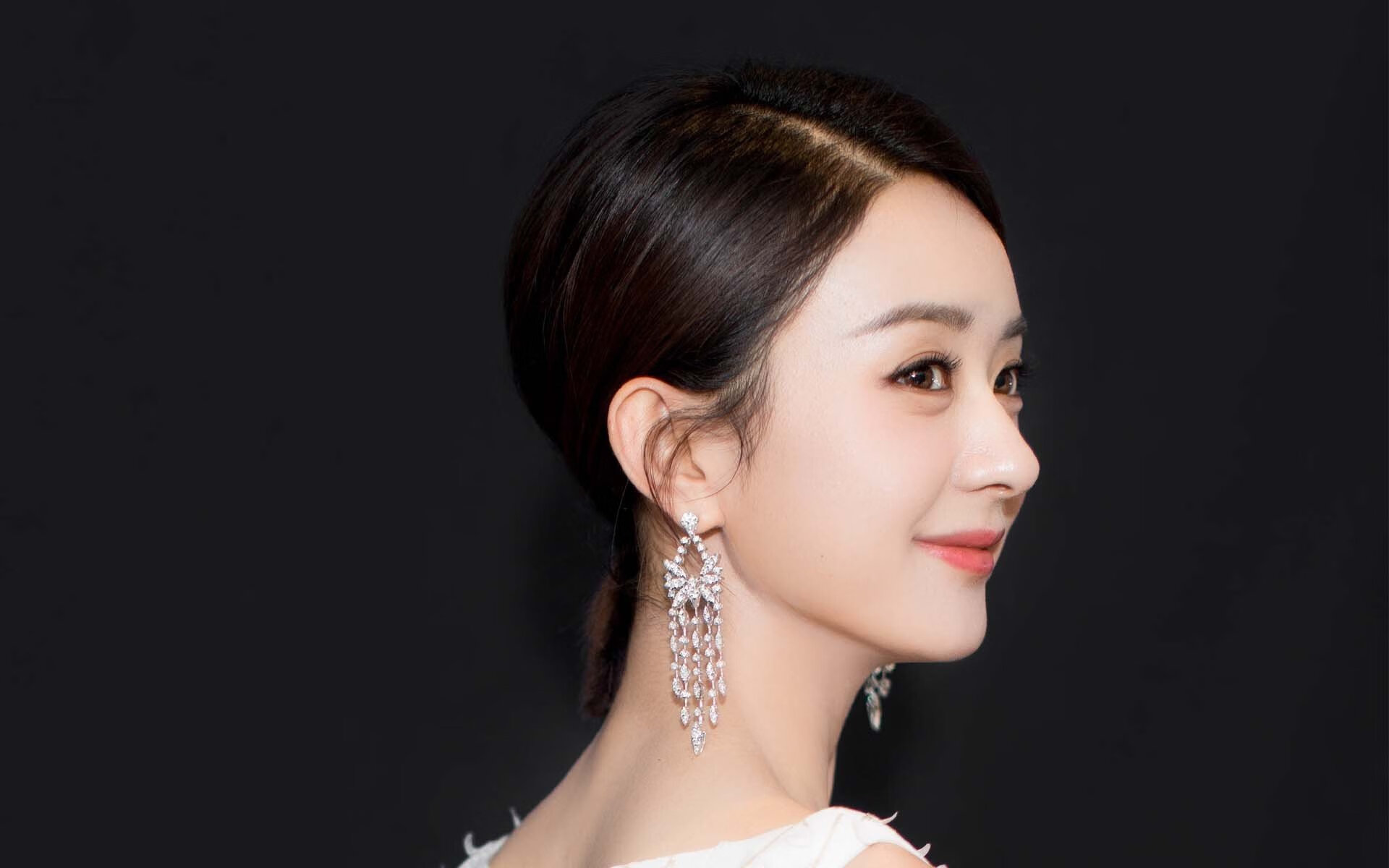 FB体育在线-曼联迎战桑德兰，索尔斯克亚能否带领球队获胜？，曼联主教练索尔斯克亚个人资料